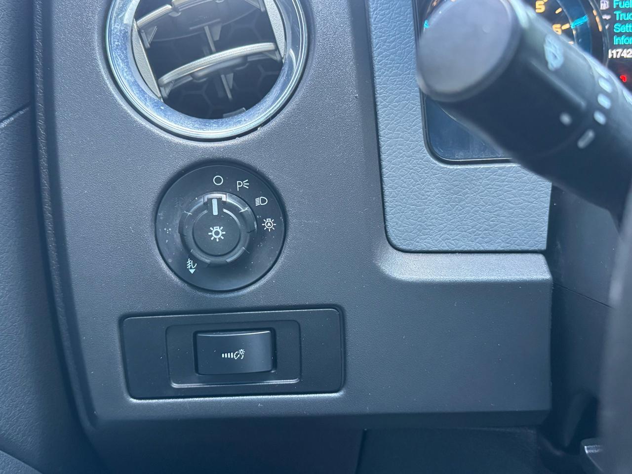 Ford F-150 SuperCrew 139" XLT 4WD 2014