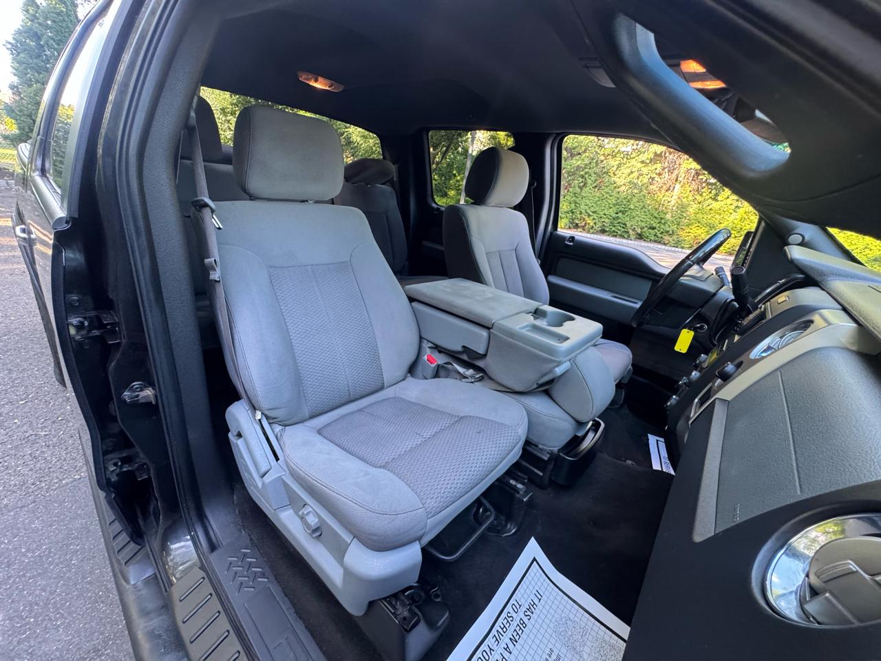 Ford F-150 SuperCrew 139" XLT 4WD 2014