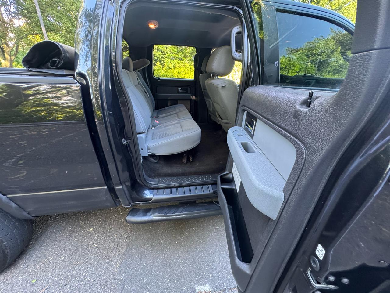 Ford F-150 SuperCrew 139" XLT 4WD 2014