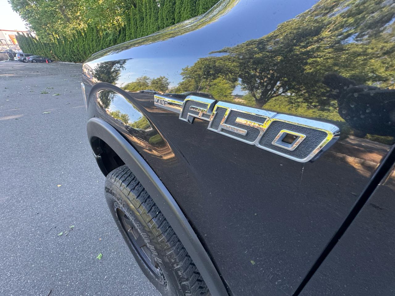 Ford F-150 SuperCrew 139" XLT 4WD 2014