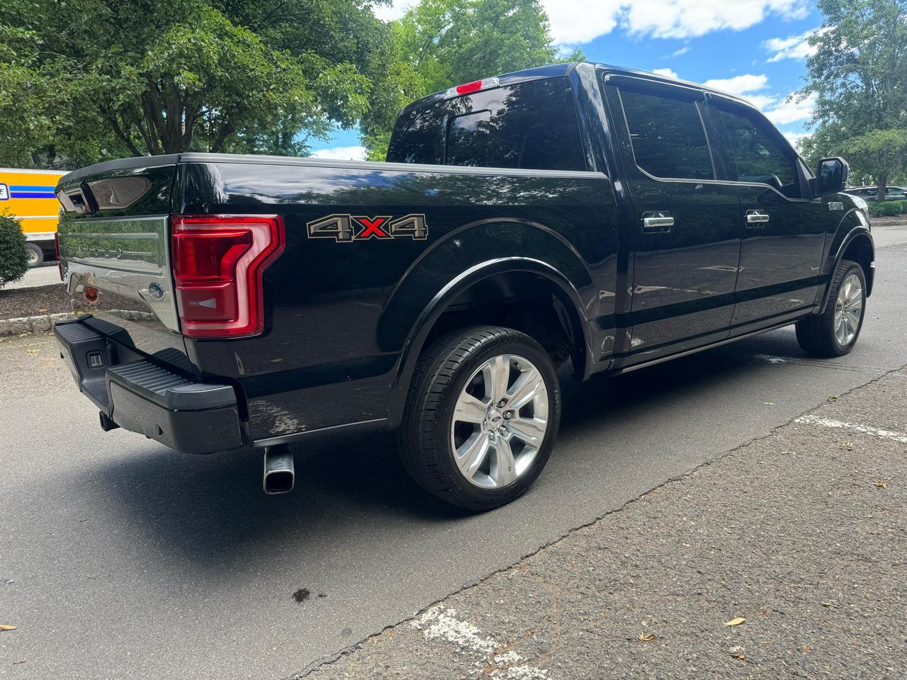 Ford F-150 Limited SuperCrew 4WD 2016