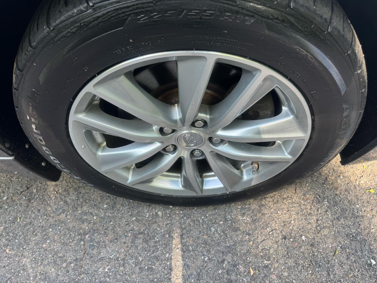 Infiniti Q50 Premium AWD 2014