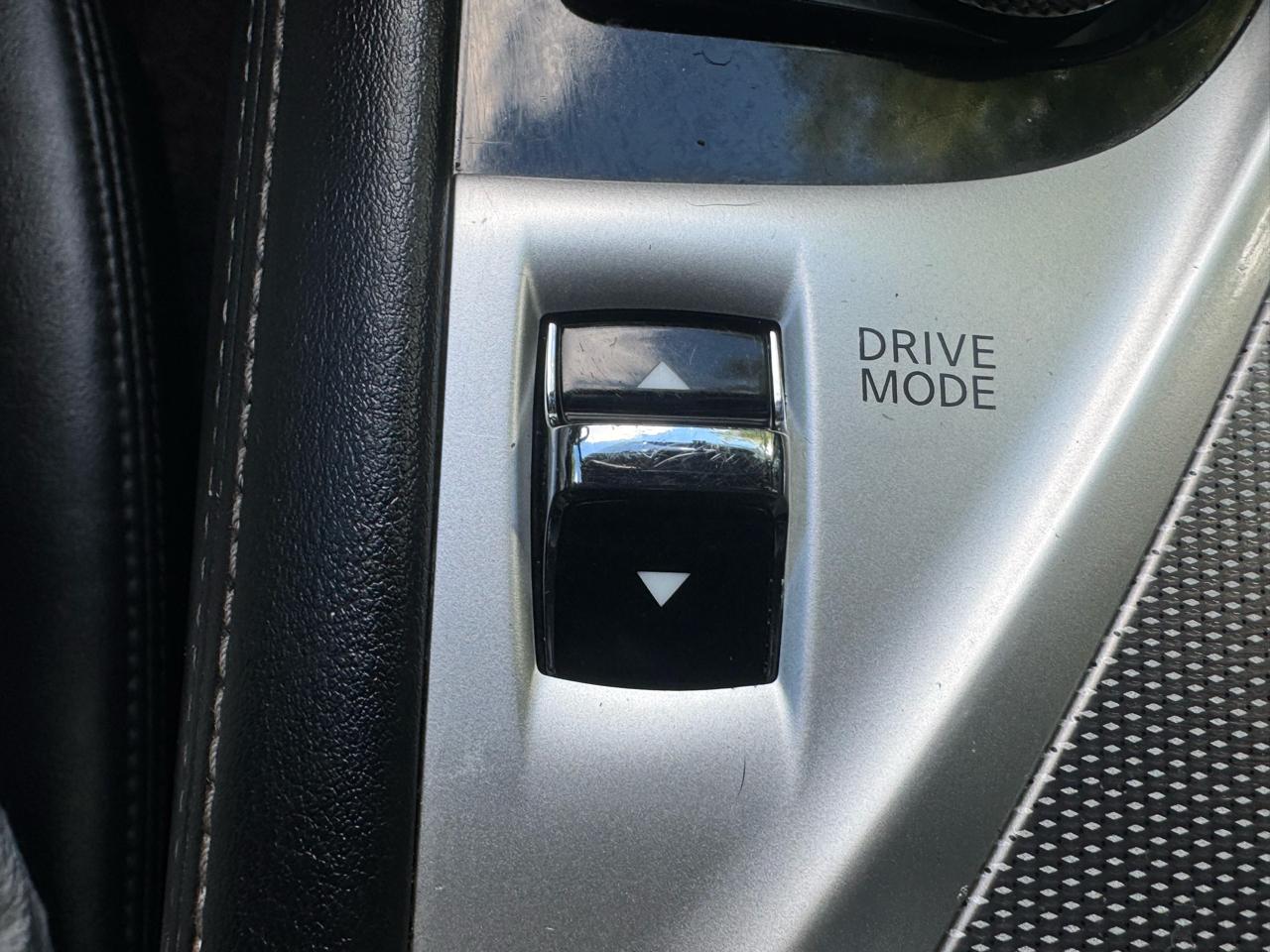 Infiniti Q50 Premium AWD 2014
