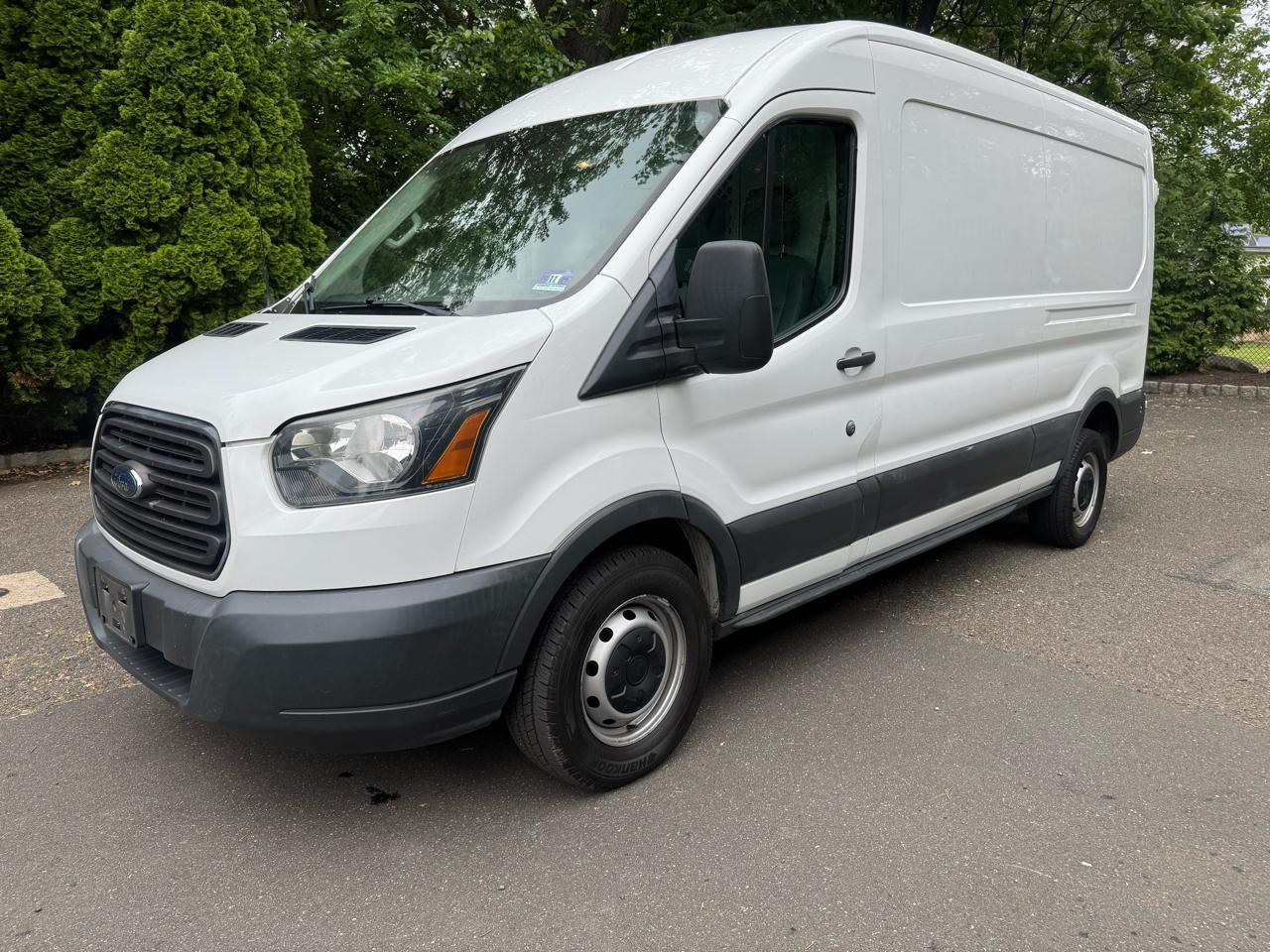 Ford Transit 350 Van Med. Roof w/Sliding Pass. 148-in. WB 2016
