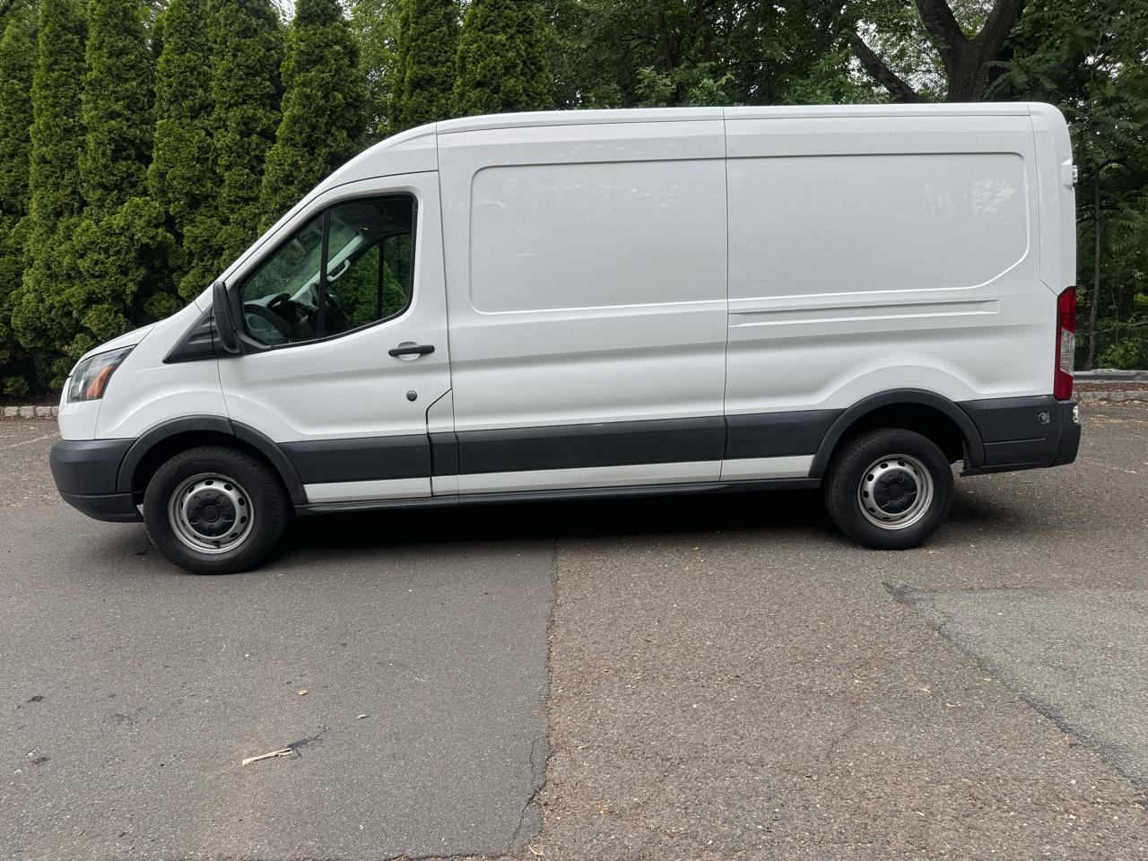 Ford Transit 350 Van Med. Roof w/Sliding Pass. 148-in. WB 2016