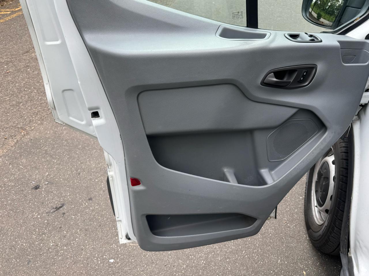 Ford Transit 350 Van Med. Roof w/Sliding Pass. 148-in. WB 2016