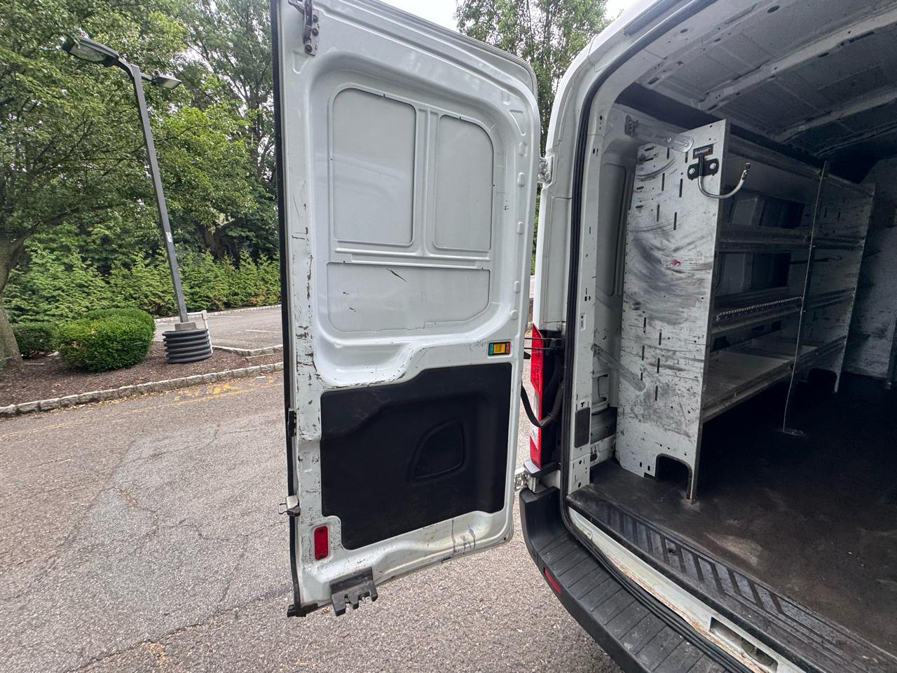 Ford Transit 350 Van Med. Roof w/Sliding Pass. 148-in. WB 2016