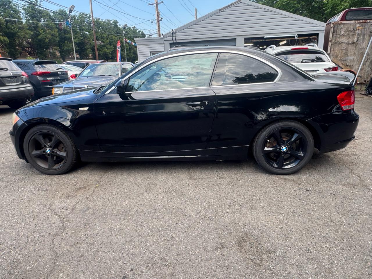 BMW 1-Series 128i Coupe 2011