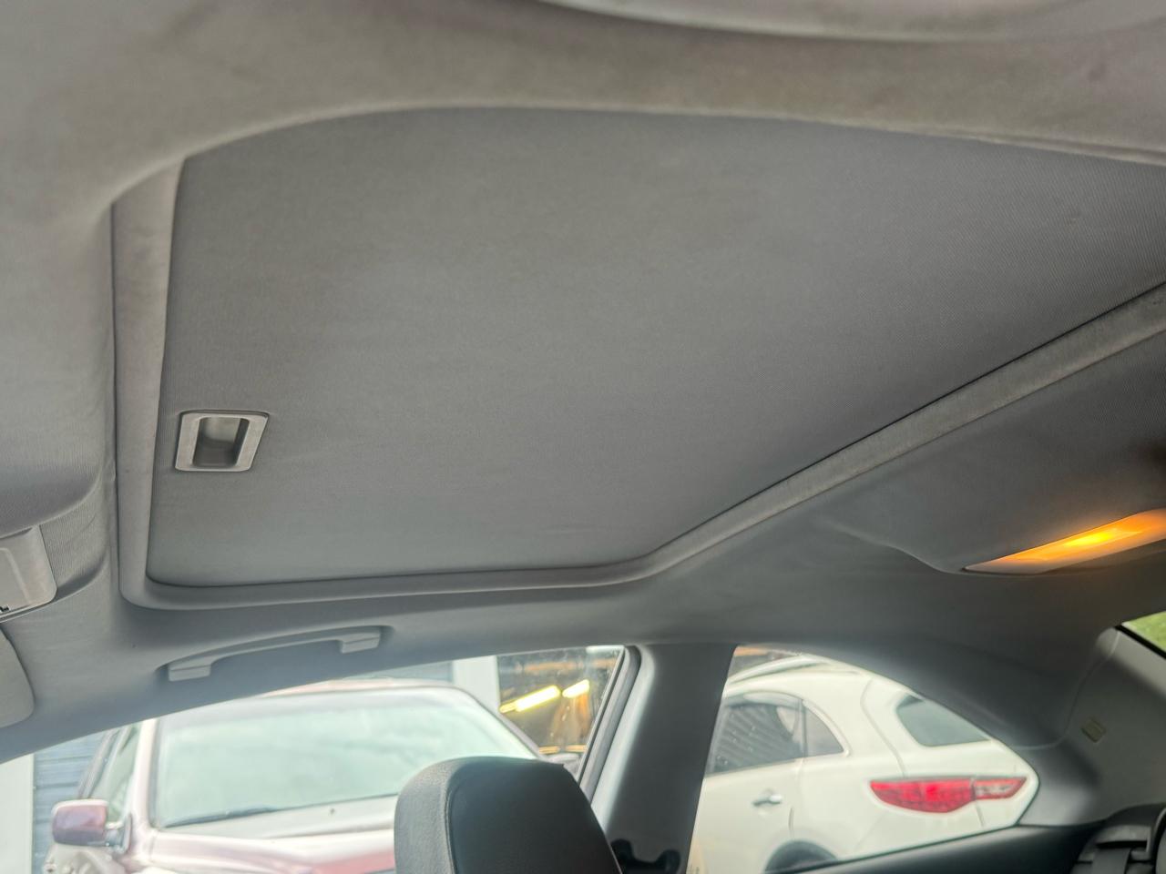 BMW 1-Series 128i Coupe 2011