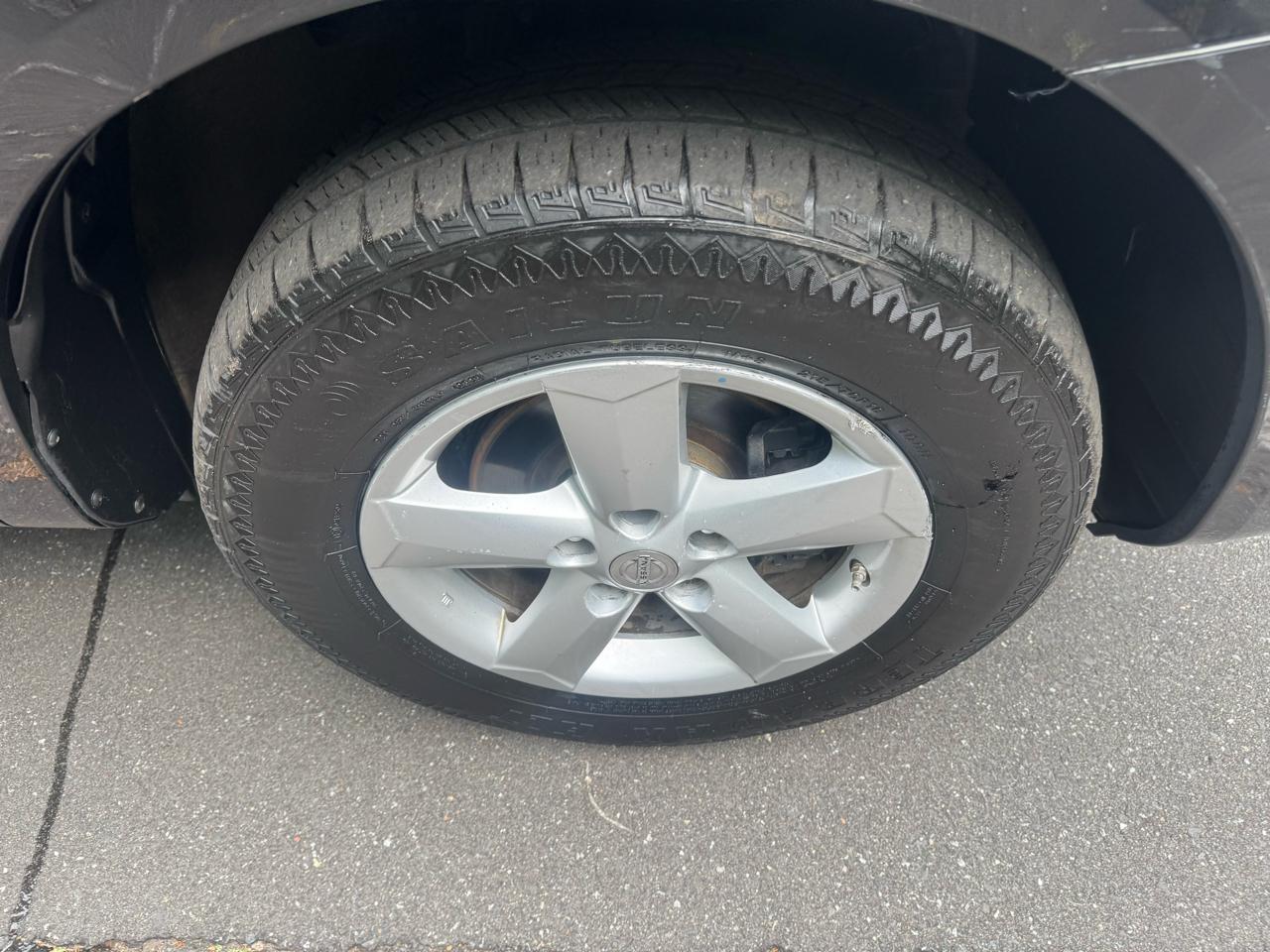 Nissan Murano S AWD 2011