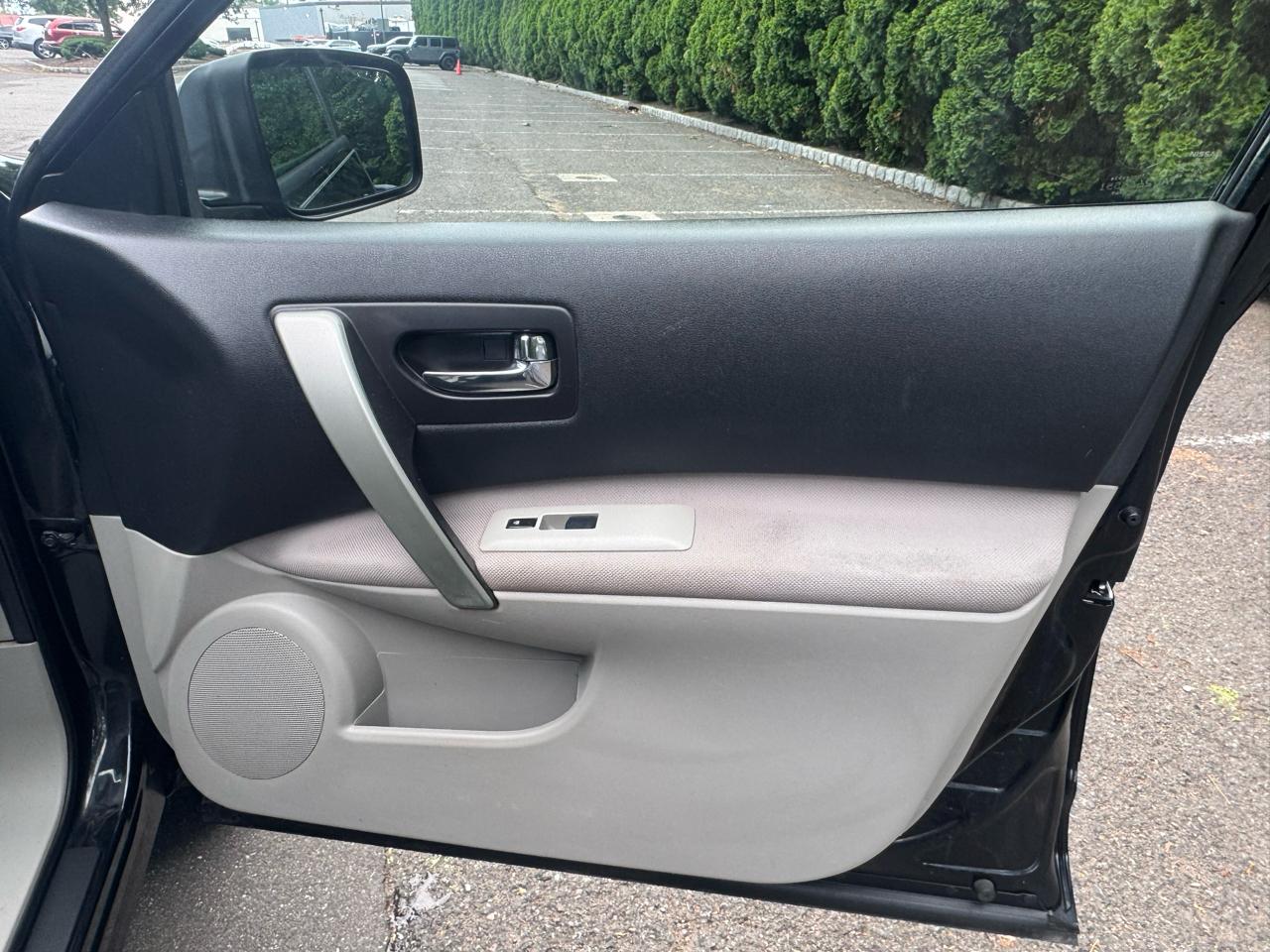 Nissan Murano S AWD 2011