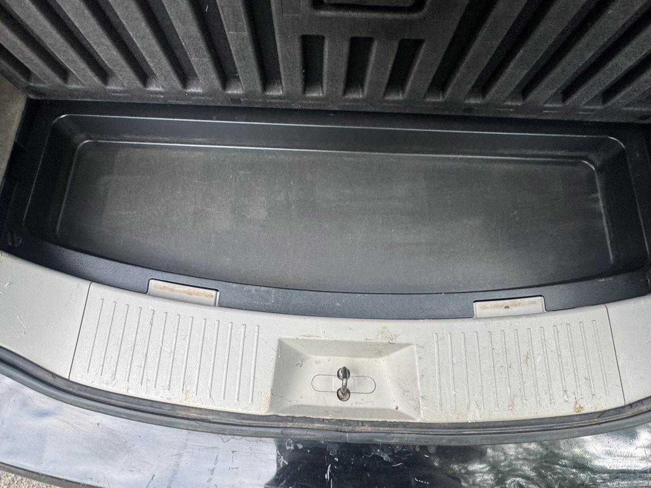 Nissan Murano S AWD 2011