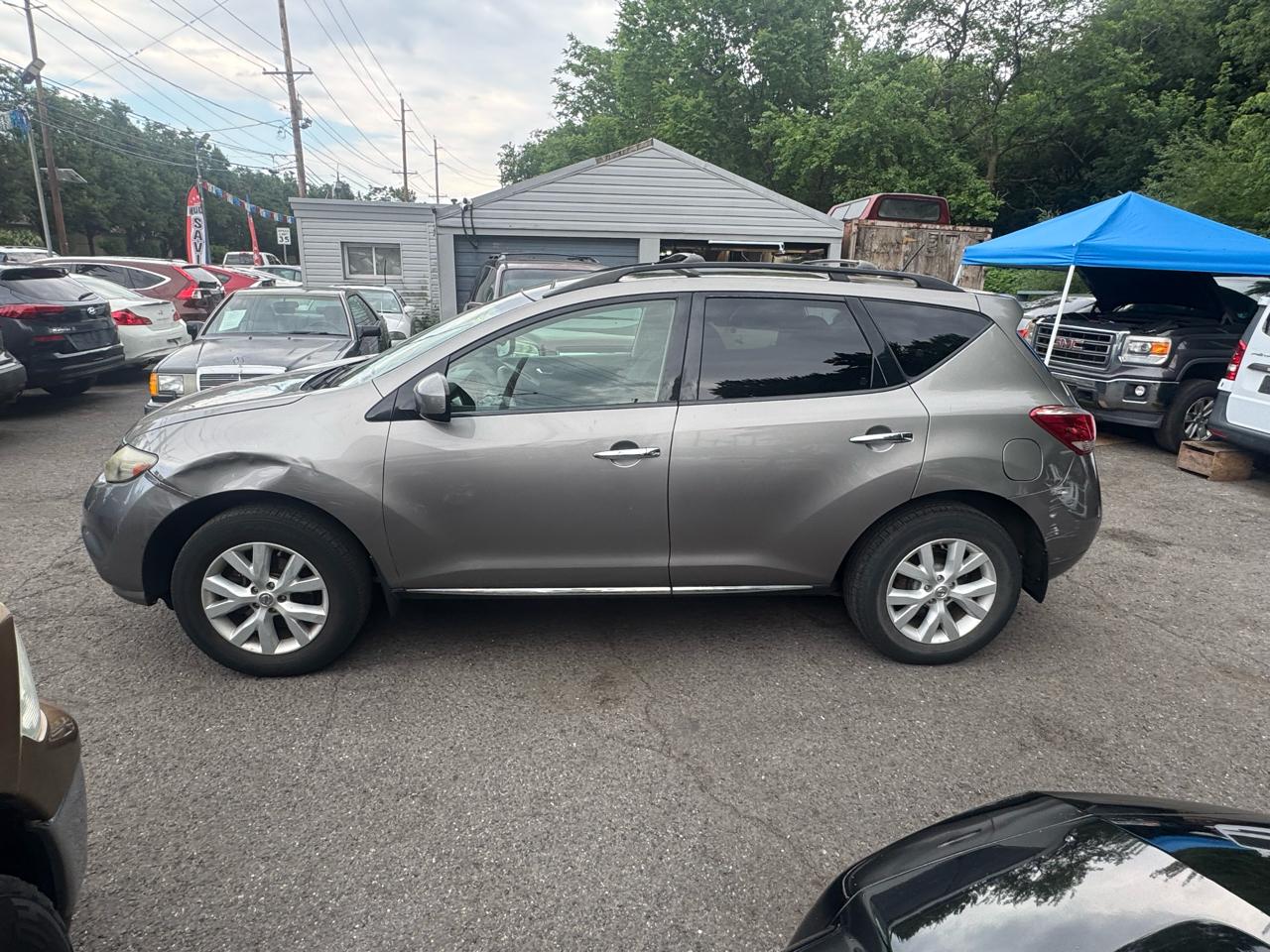 Nissan Murano S AWD 2011