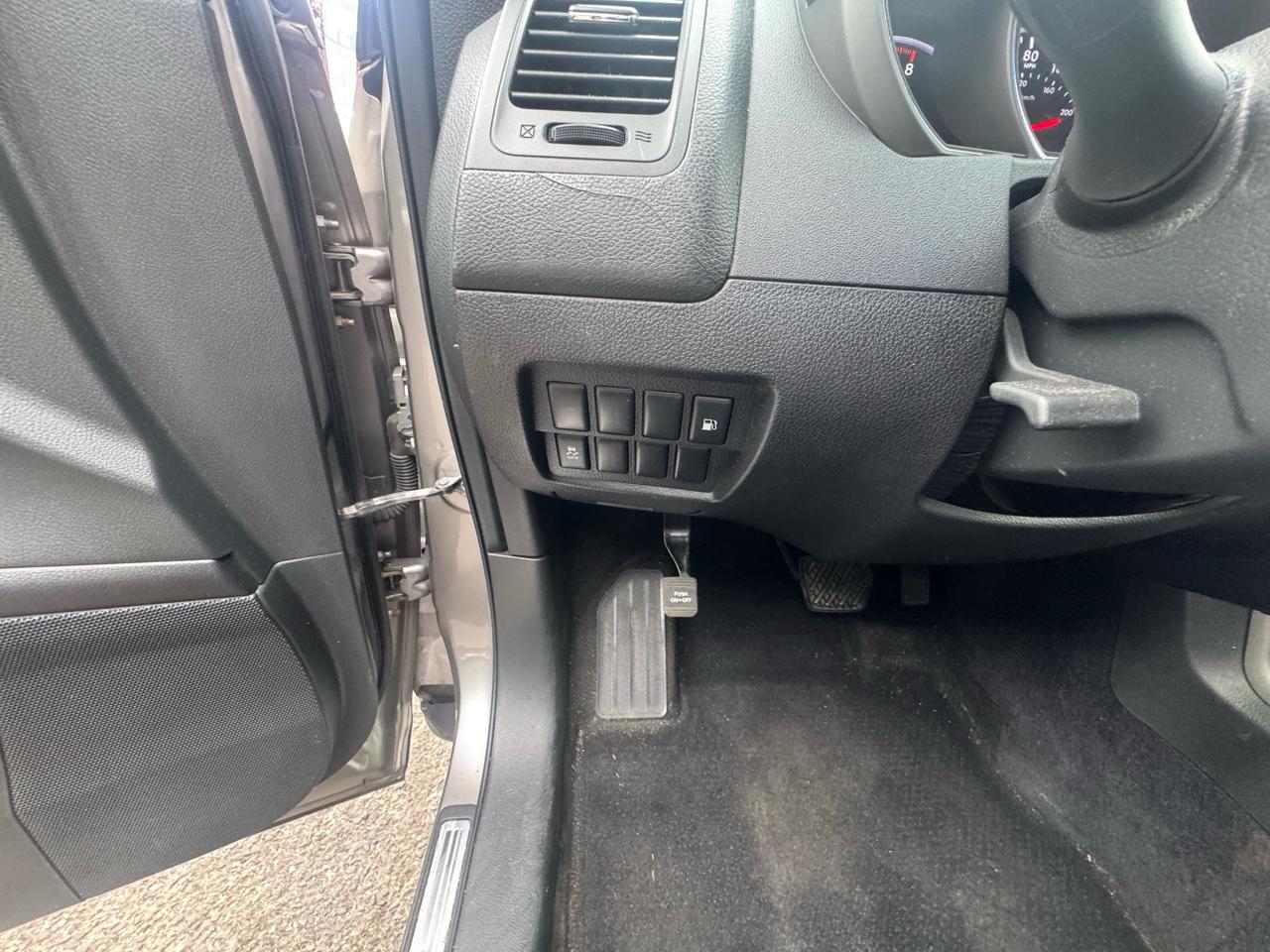 Nissan Murano S AWD 2011