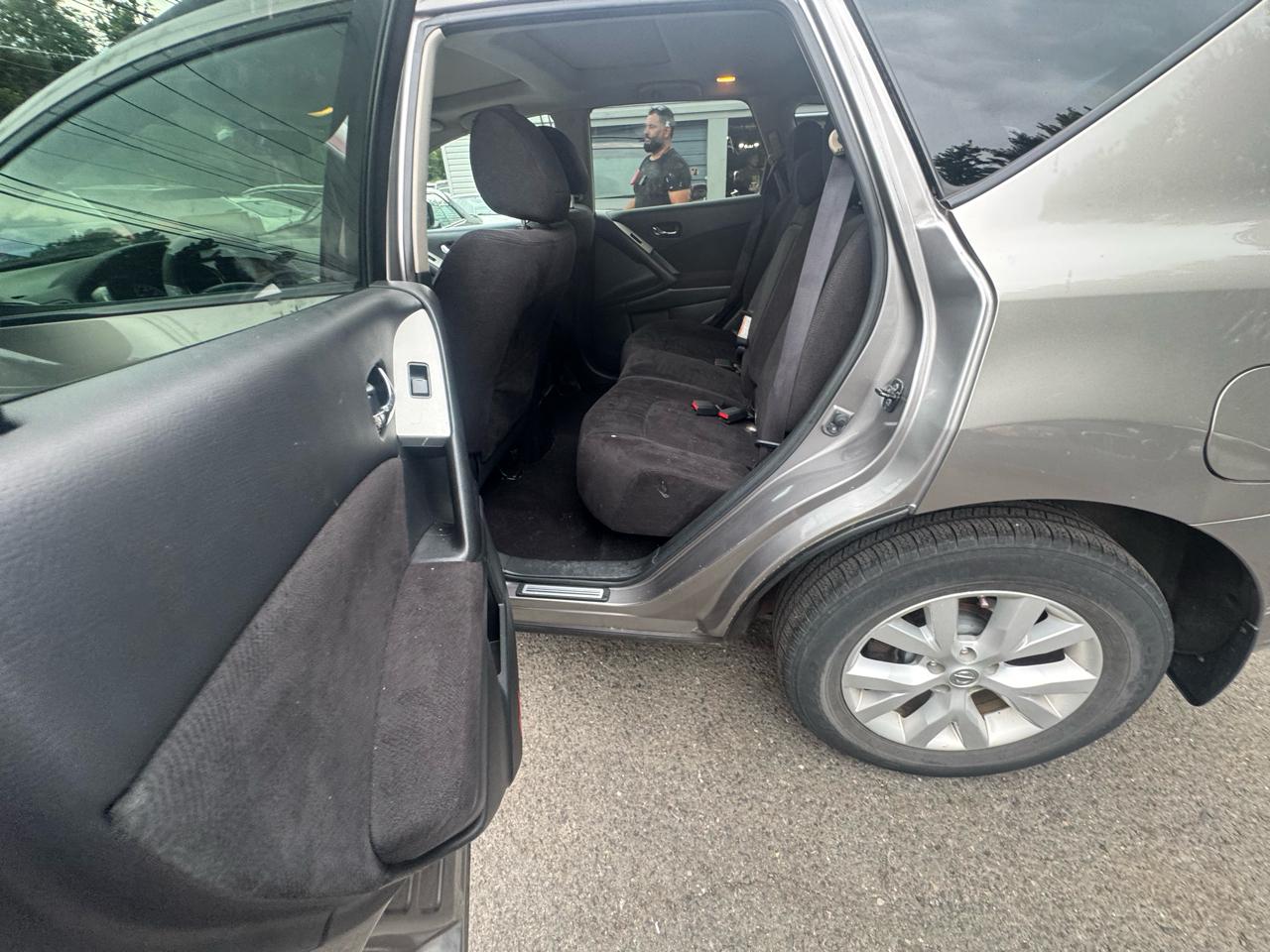 Nissan Murano S AWD 2011