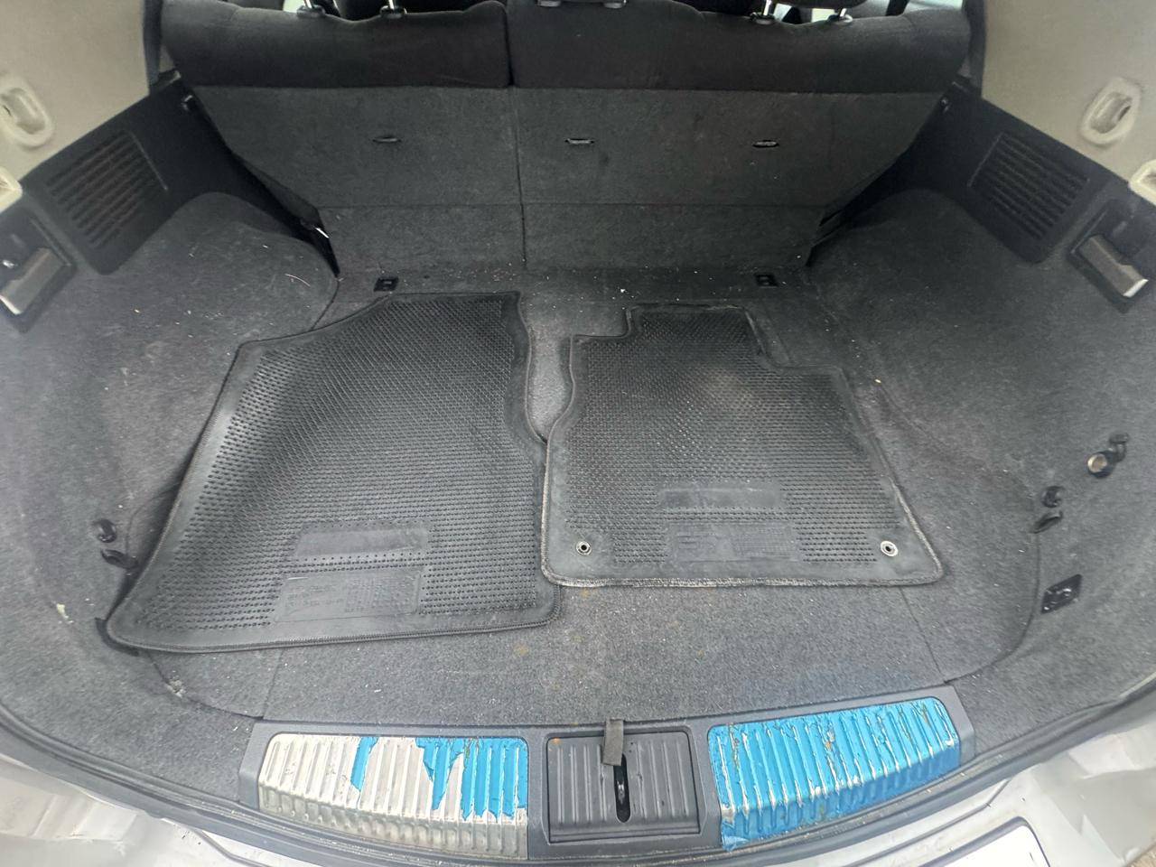 Nissan Murano S AWD 2011