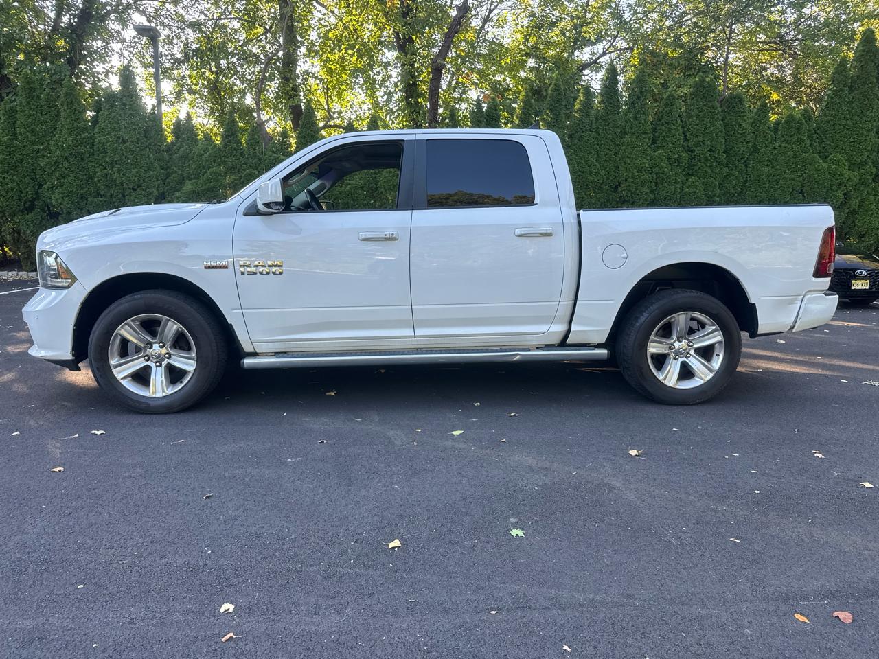 RAM 1500 Sport Crew Cab 4WD 2016