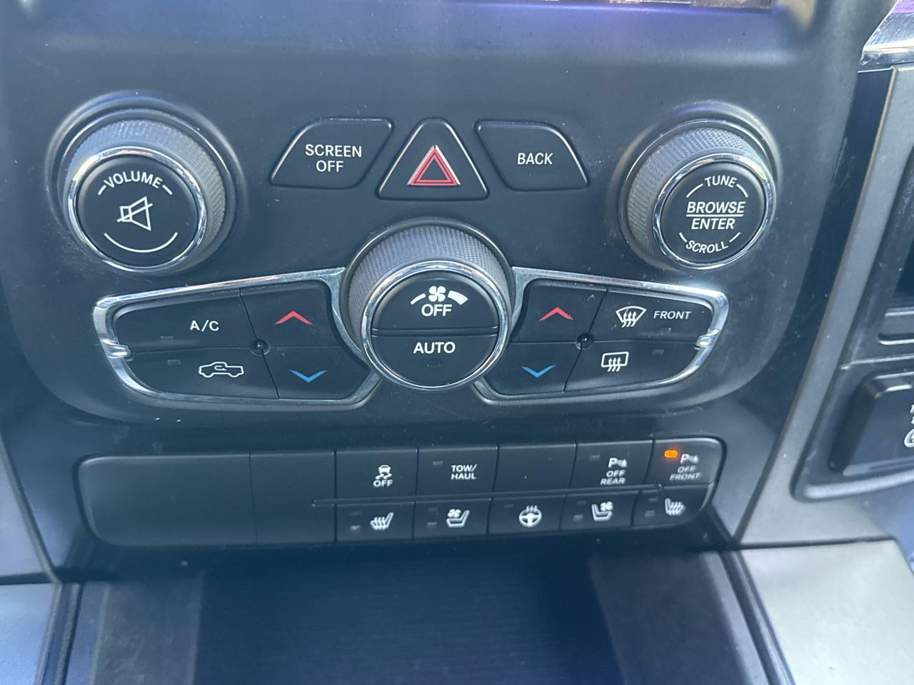 RAM 1500 Sport Crew Cab 4WD 2016