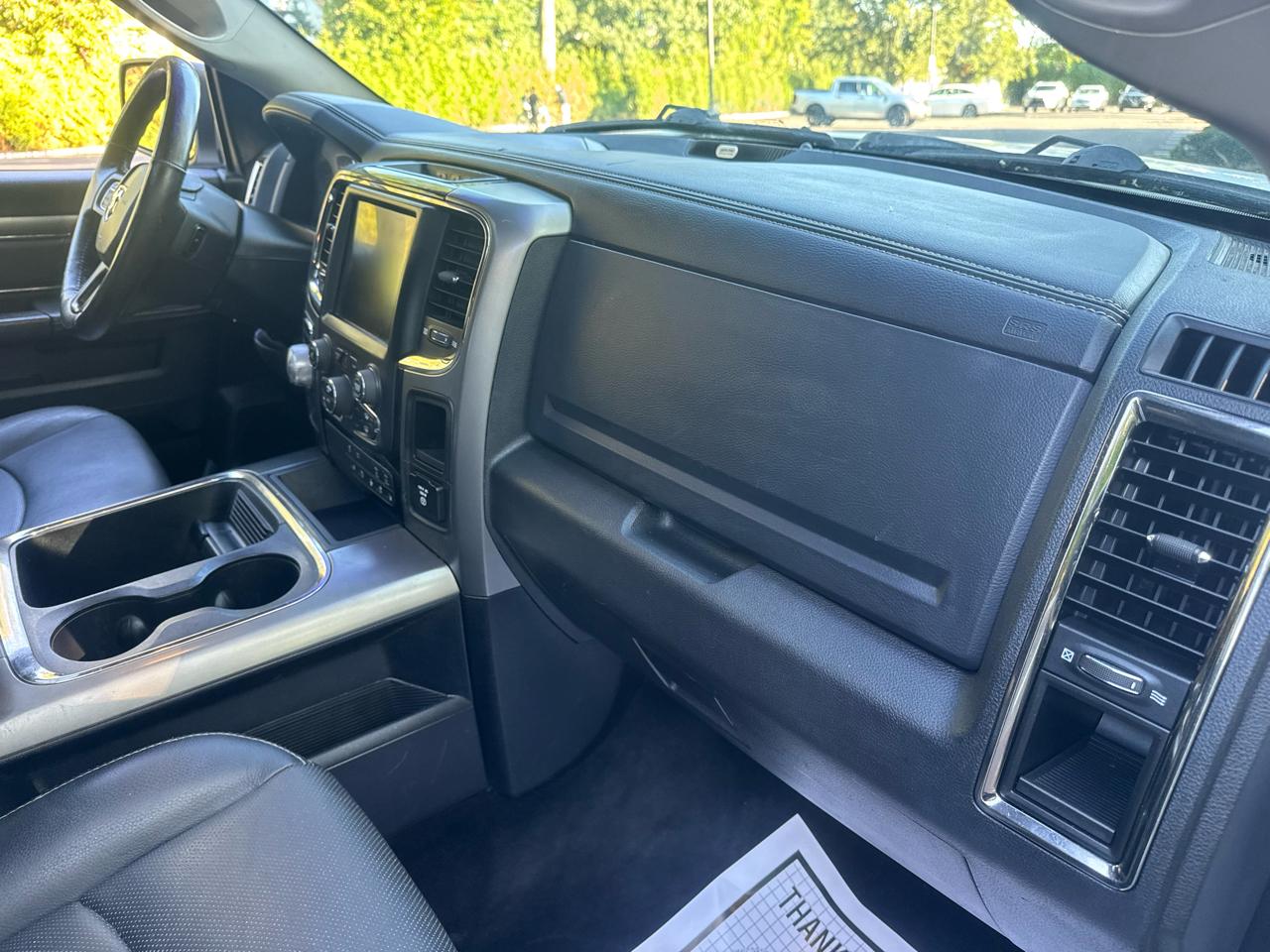 RAM 1500 Sport Crew Cab 4WD 2016
