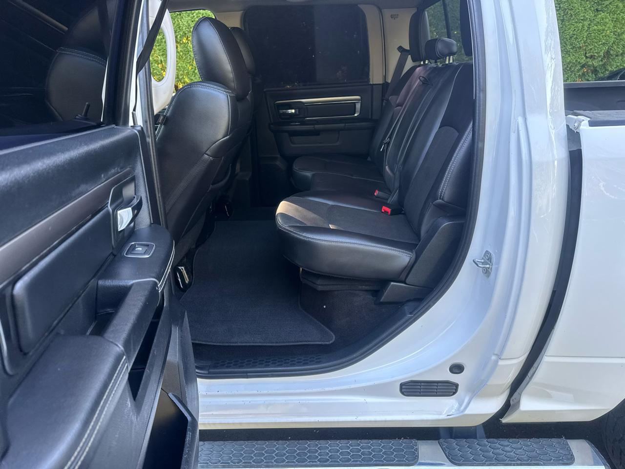 RAM 1500 Sport Crew Cab 4WD 2016