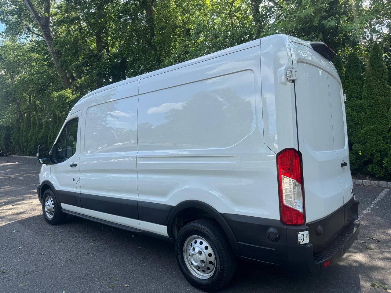 Ford Transit 350 Van Med. Roof w/Sliding Pass. 148-in. WB 2020