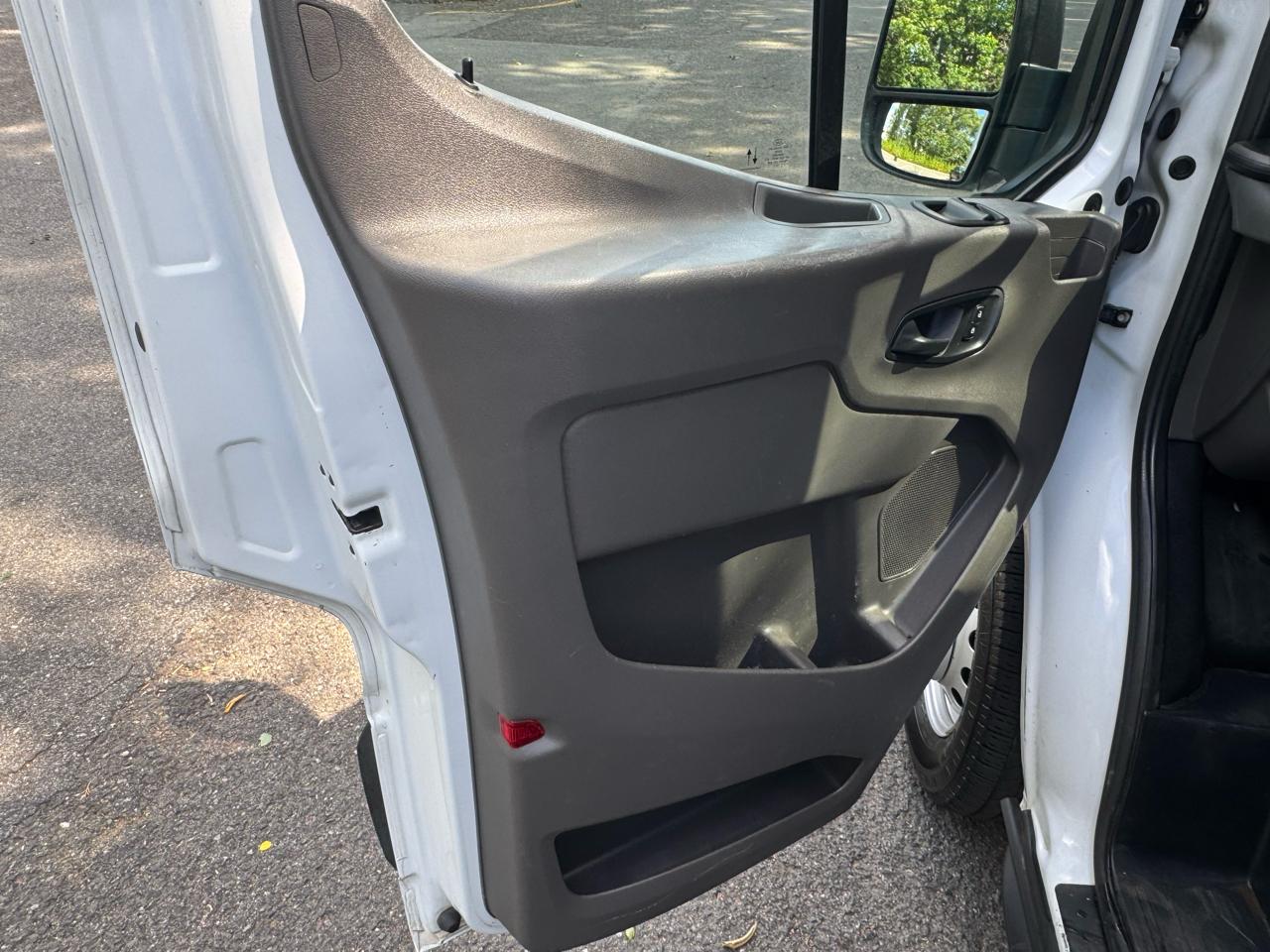 Ford Transit 350 Van Med. Roof w/Sliding Pass. 148-in. WB 2020