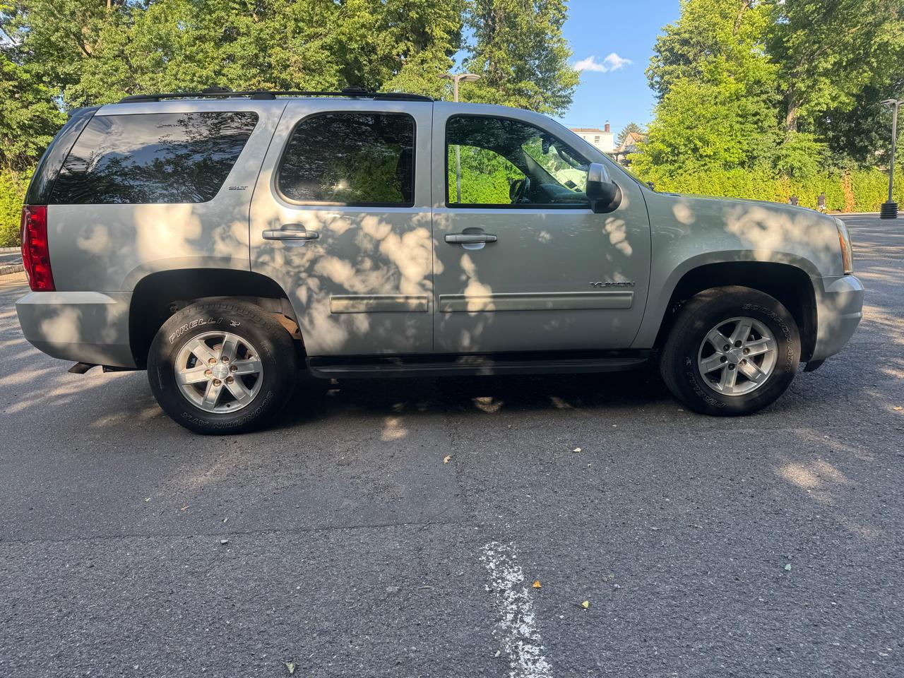 GMC Yukon SLT1 4WD 2010