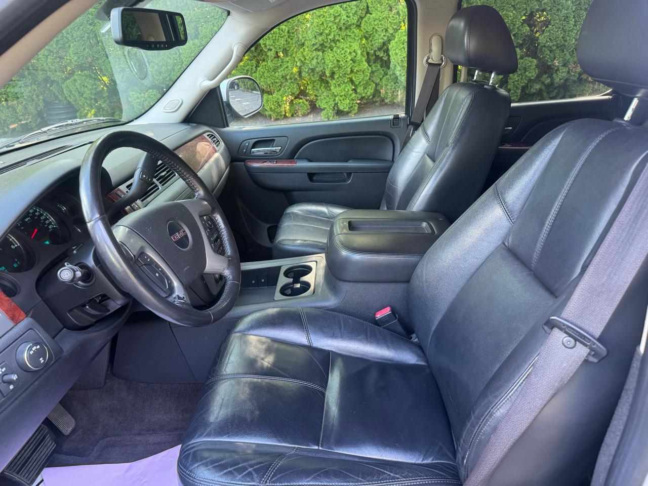 GMC Yukon SLT1 4WD 2010