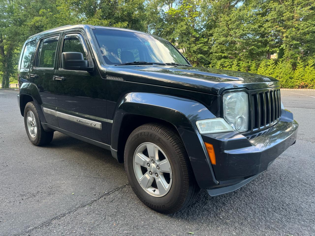 Jeep Liberty Sport 4WD 2011