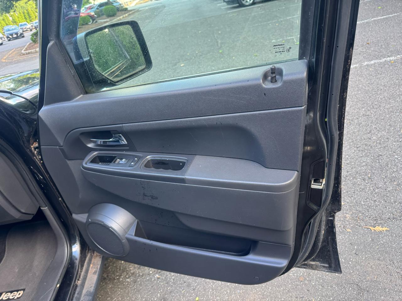 Jeep Liberty Sport 4WD 2011