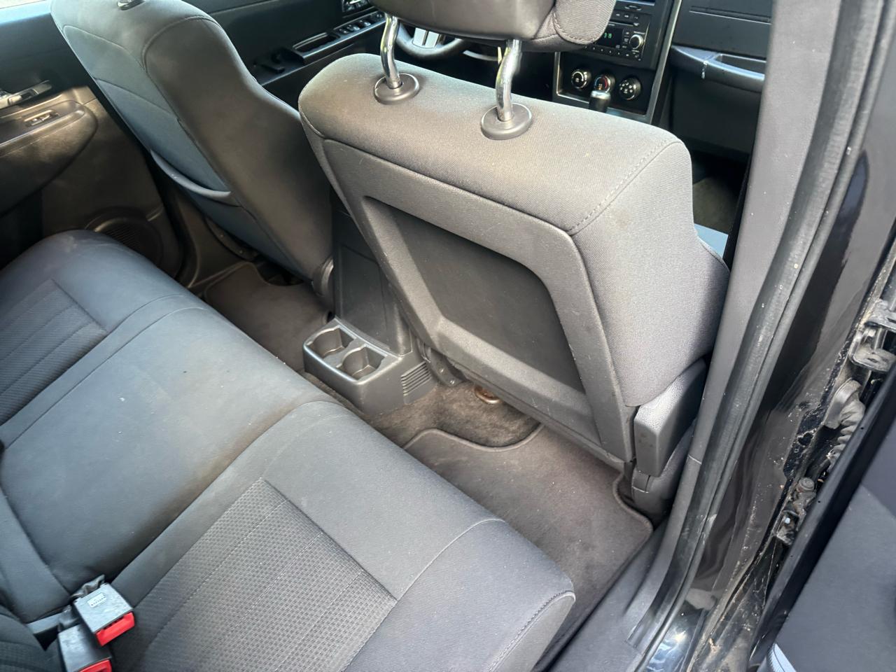 Jeep Liberty Sport 4WD 2011
