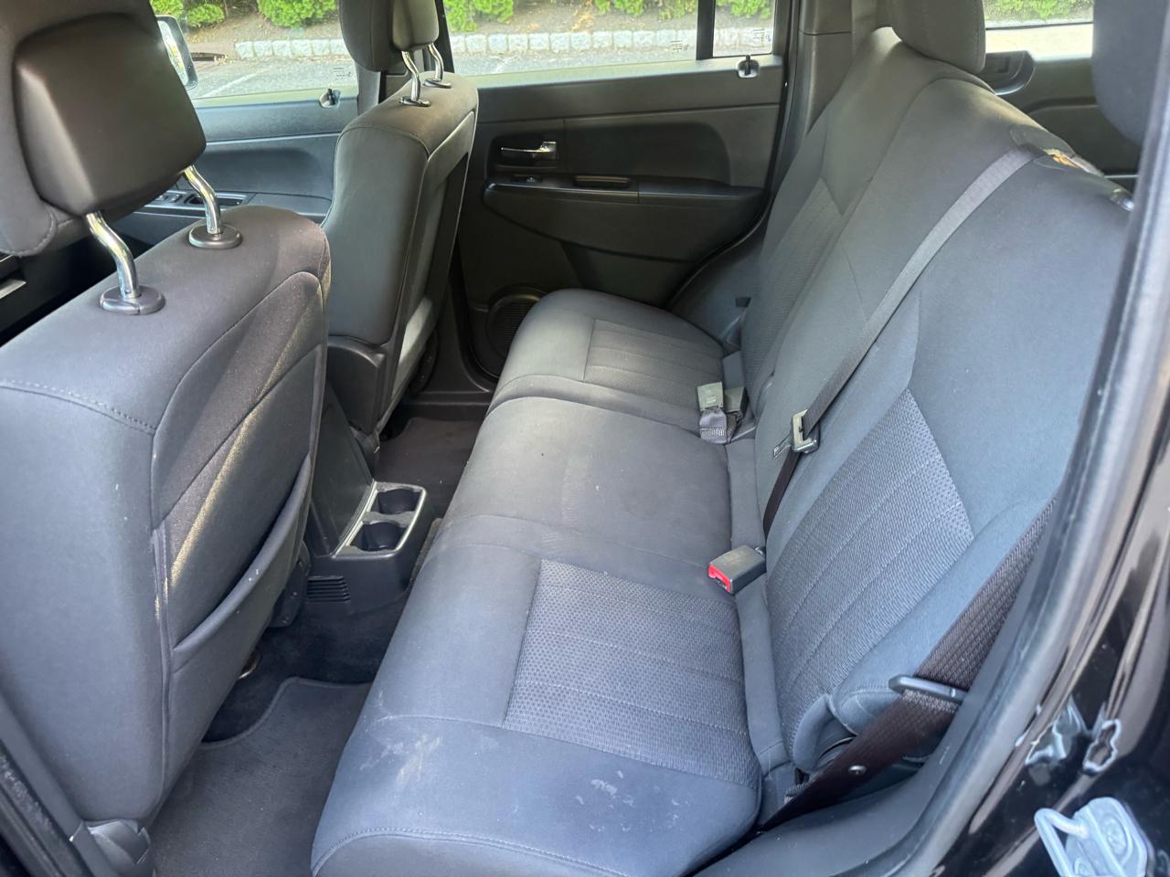 Jeep Liberty Sport 4WD 2011