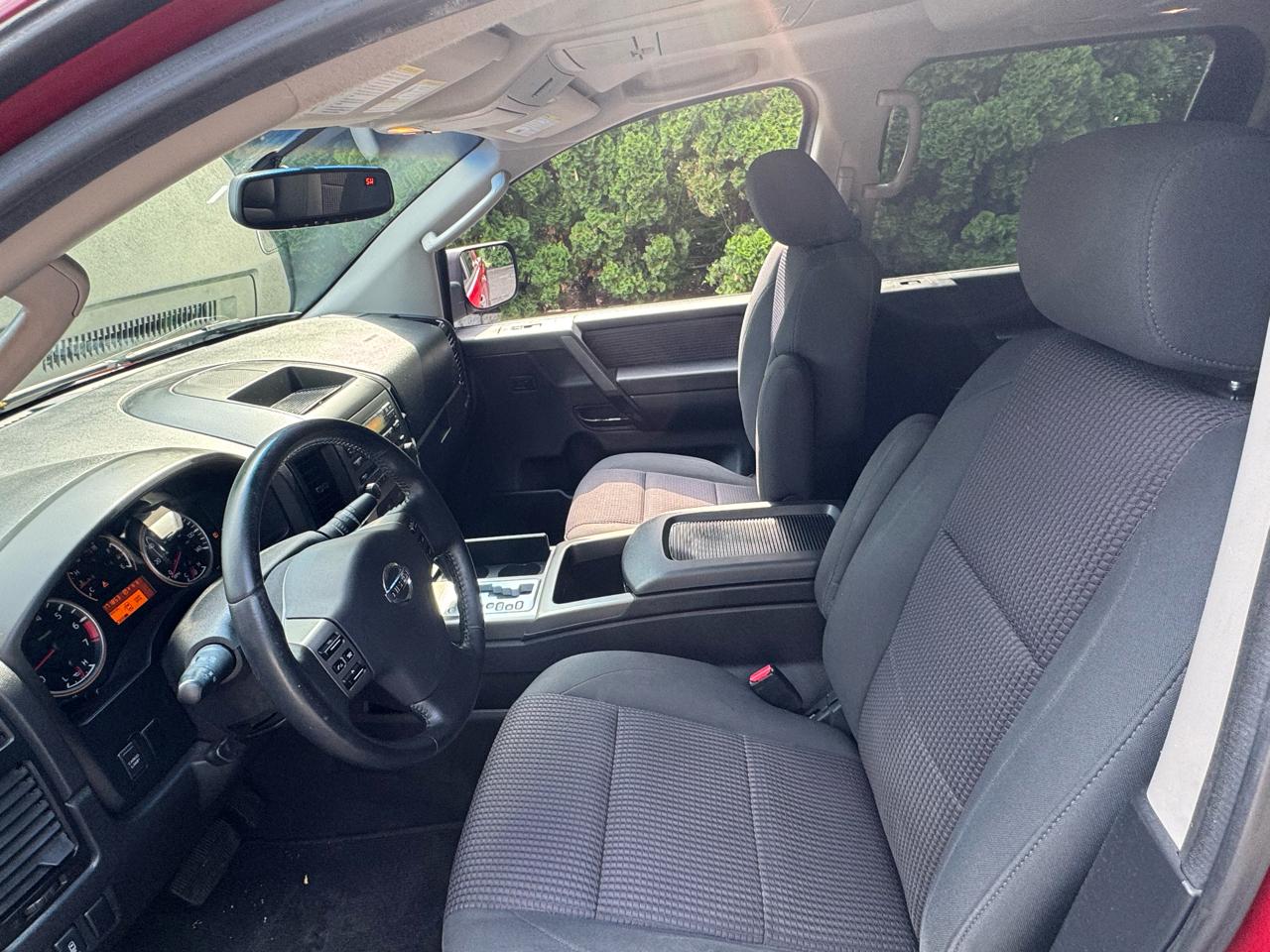 Nissan Titan LE Crew Cab 2008