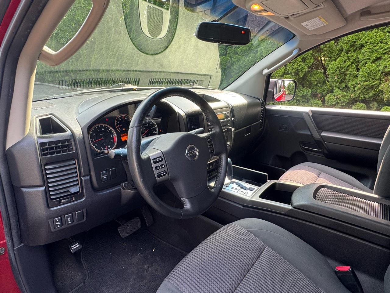 Nissan Titan LE Crew Cab 2008