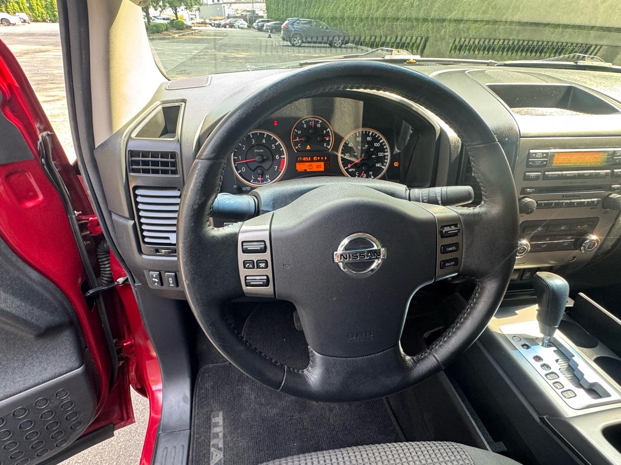 Nissan Titan LE Crew Cab 2008