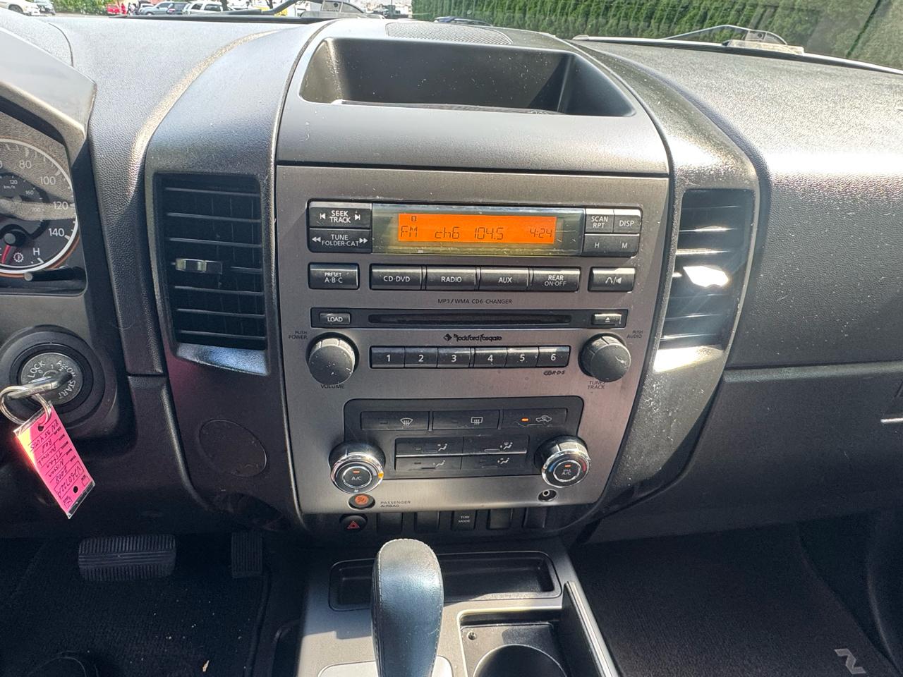 Nissan Titan LE Crew Cab 2008