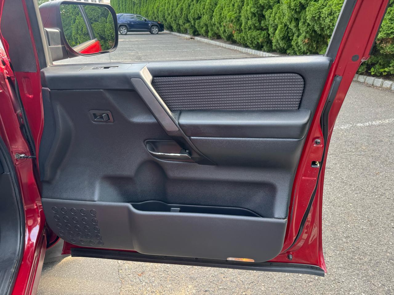 Nissan Titan LE Crew Cab 2008