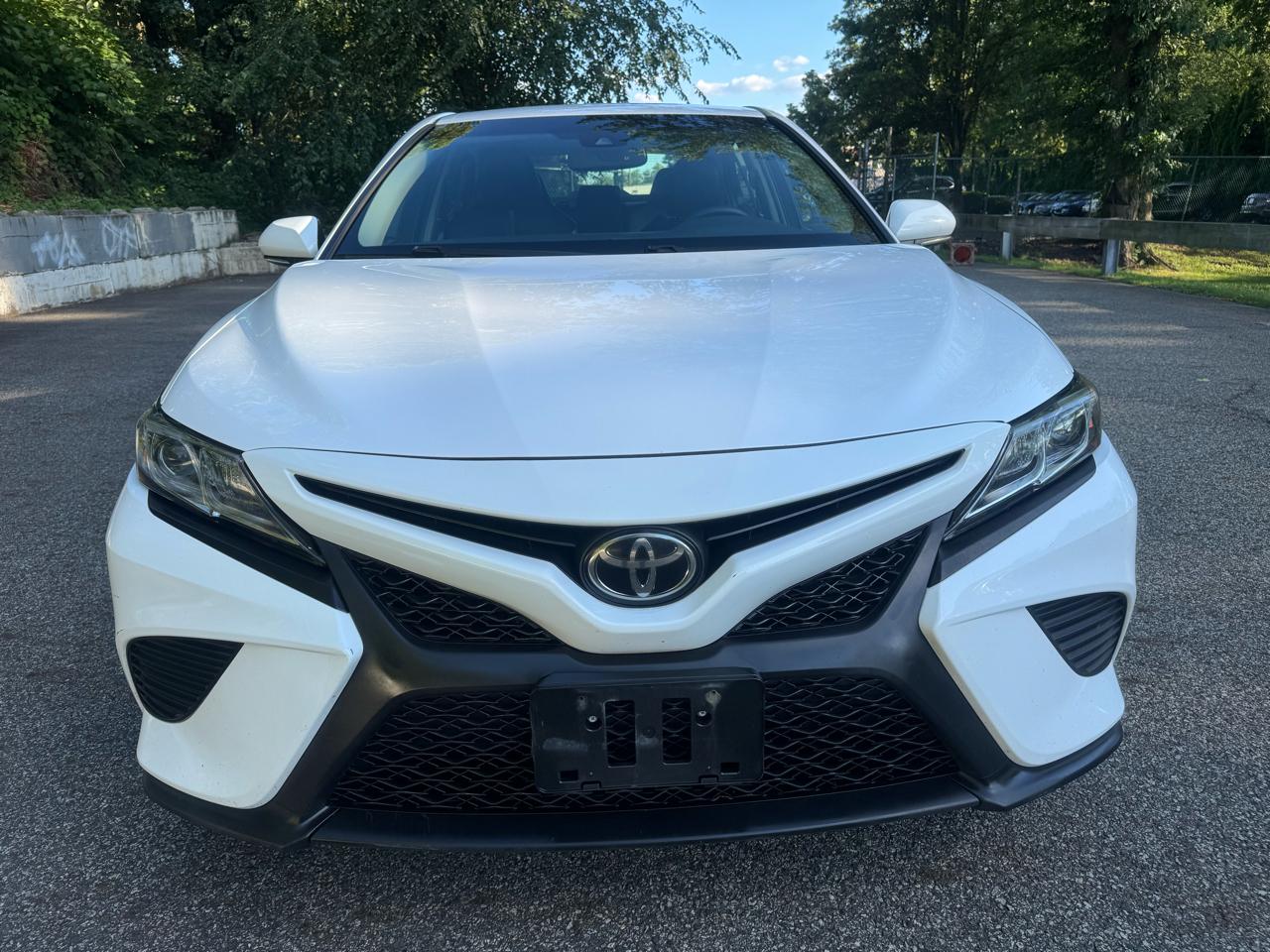 Toyota Camry SE 2018