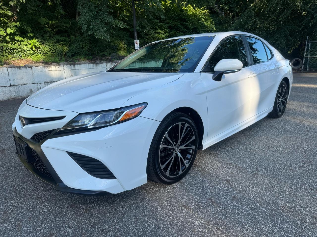 Toyota Camry SE 2018
