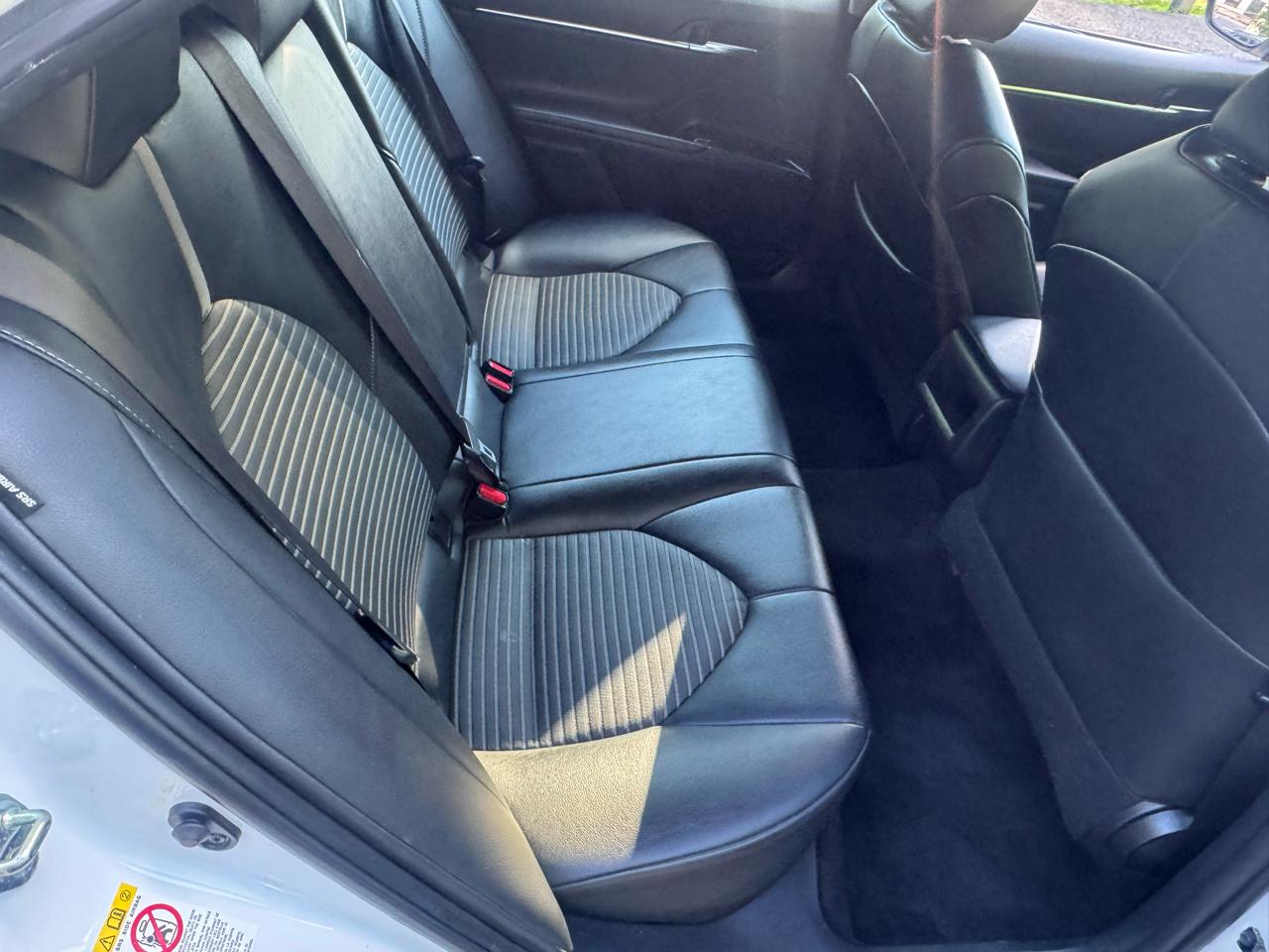 Toyota Camry SE 2018