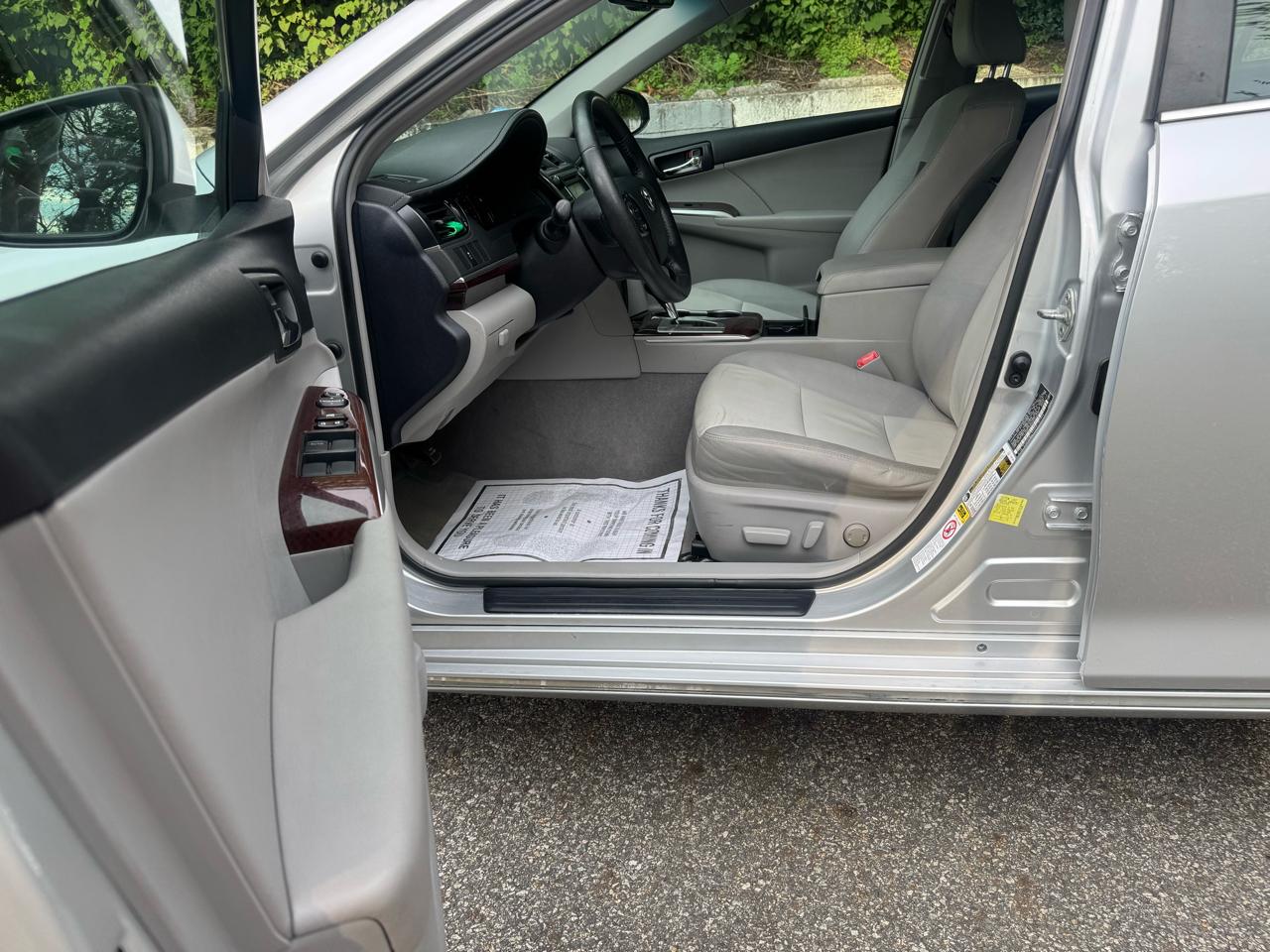 Toyota Camry L 2012