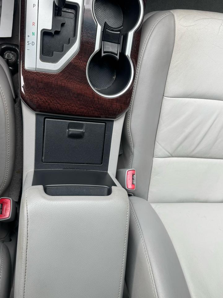 Toyota Camry L 2012