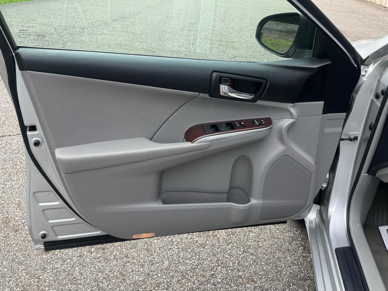Toyota Camry L 2012