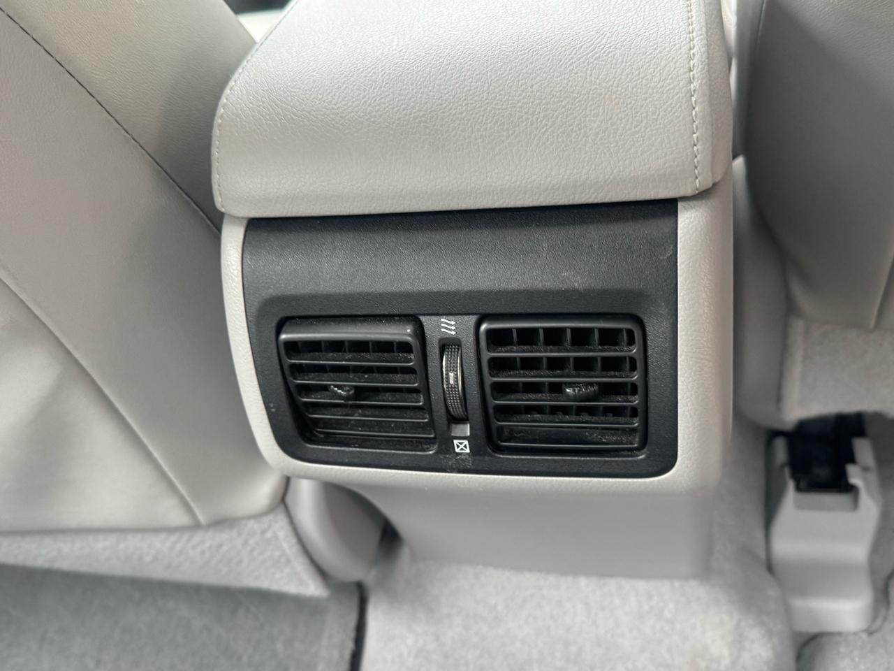 Toyota Camry L 2012