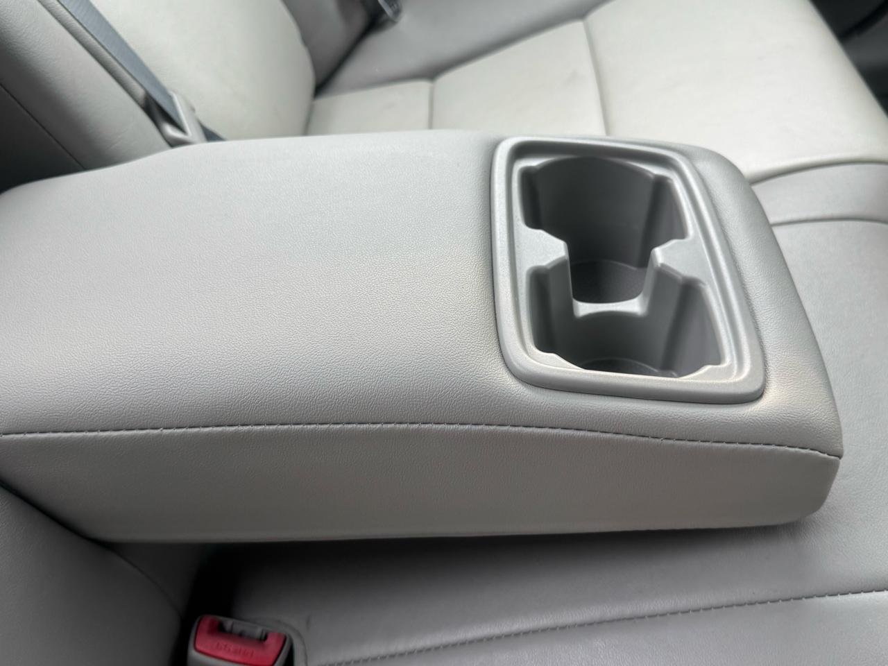 Toyota Camry L 2012