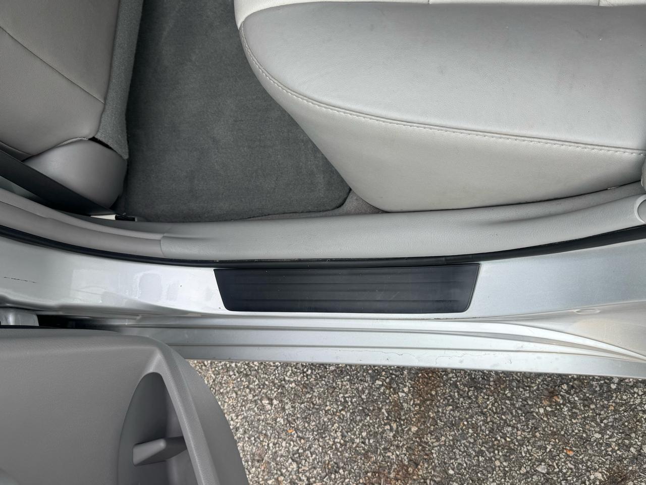 Toyota Camry L 2012