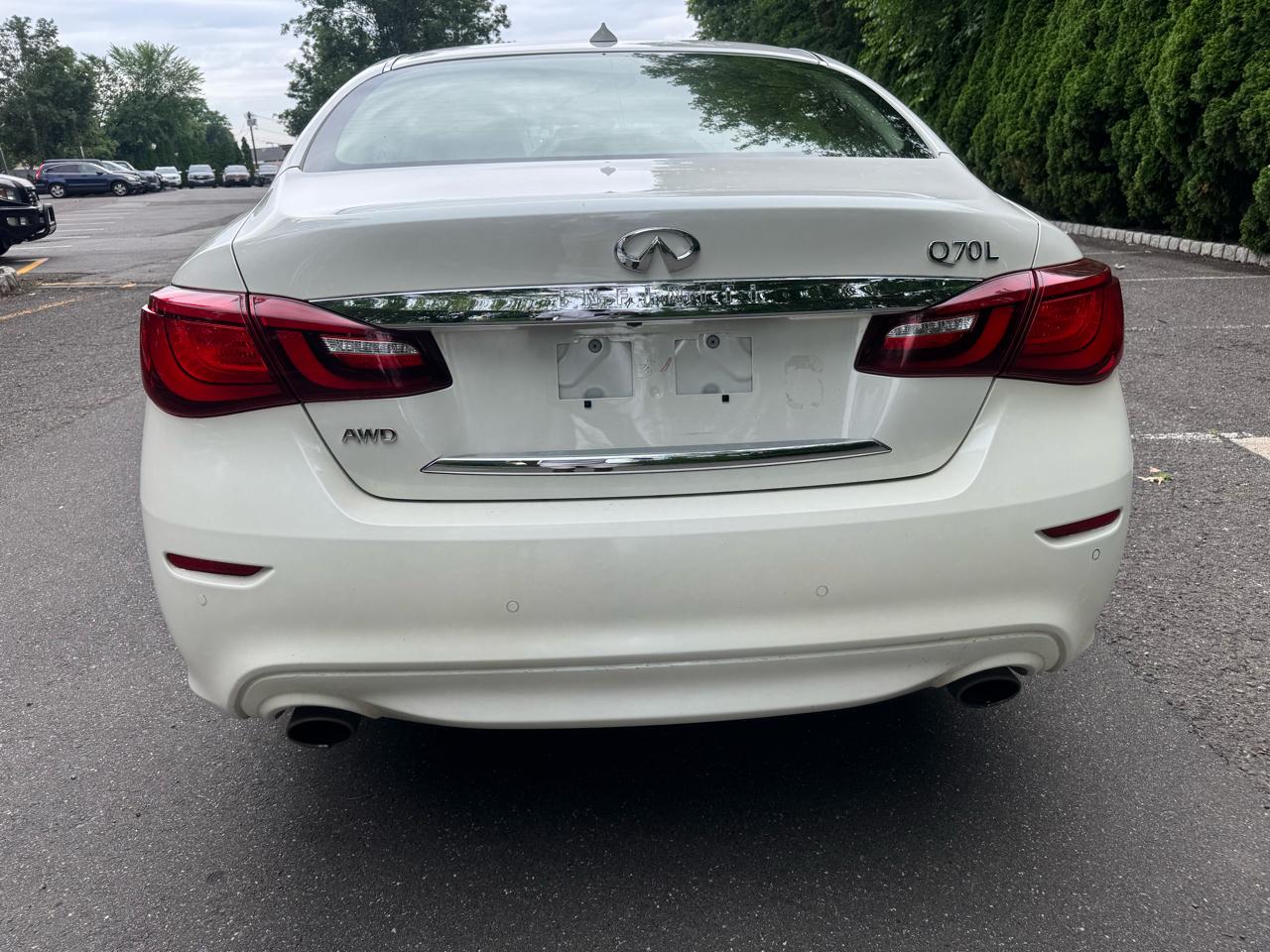 Infiniti Q70 L 3.7 AWD 2018