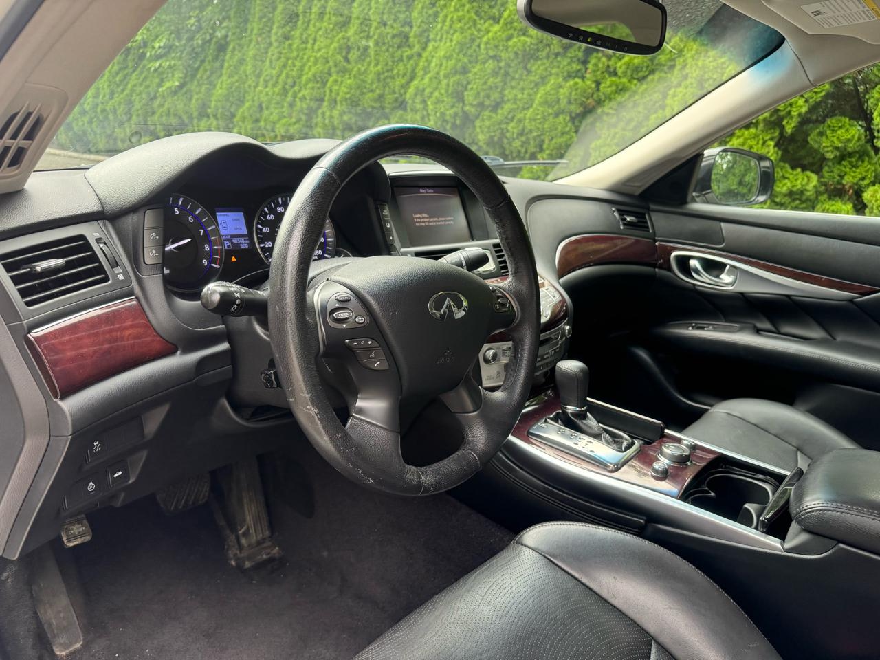 Infiniti Q70 L 3.7 AWD 2018