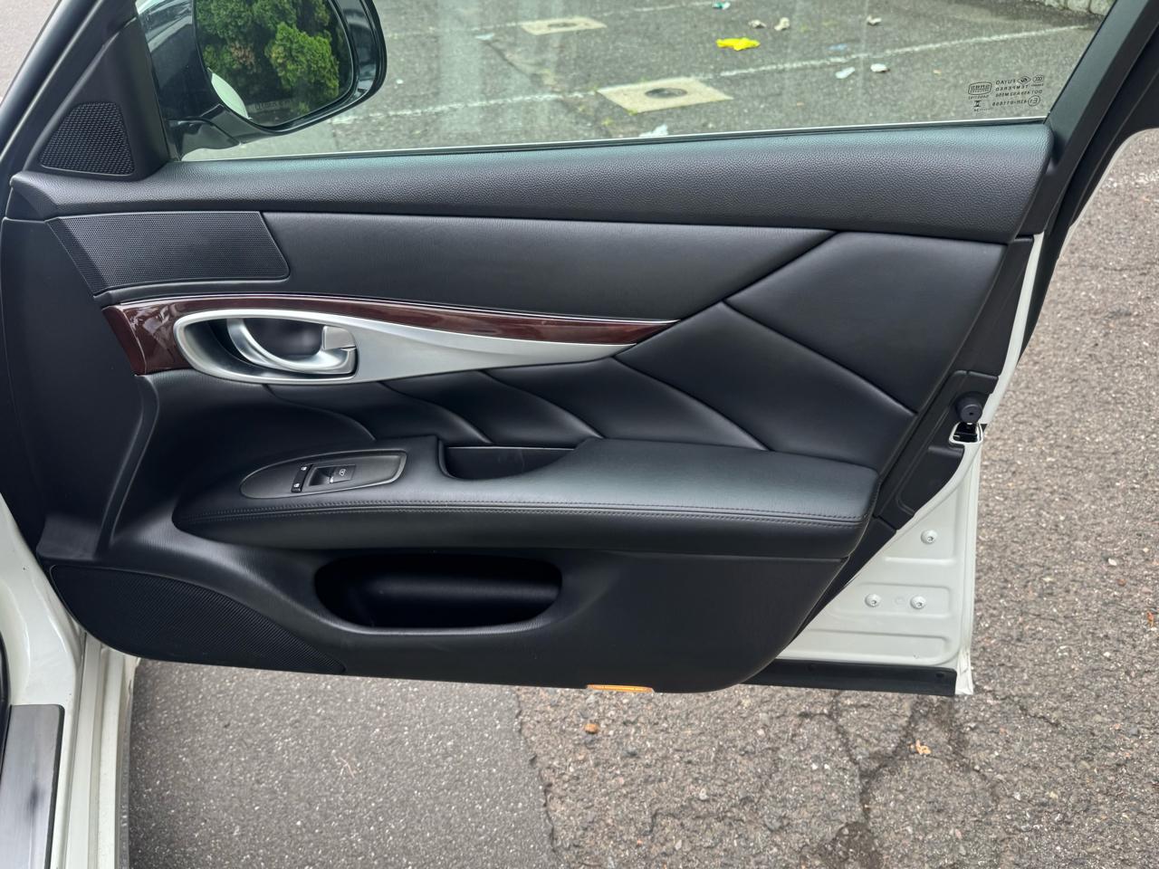Infiniti Q70 L 3.7 AWD 2018