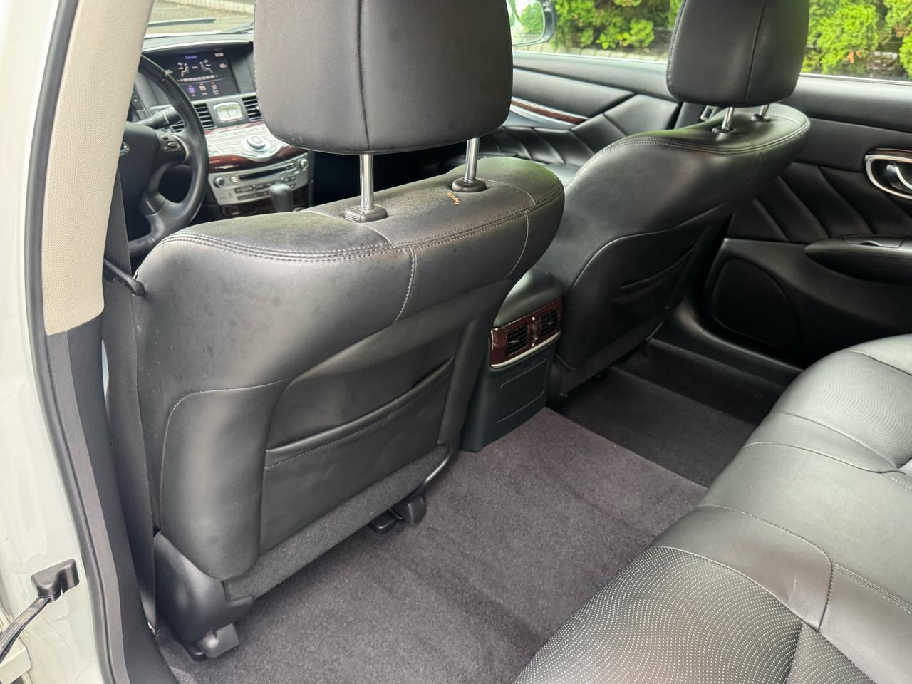 Infiniti Q70 L 3.7 AWD 2018